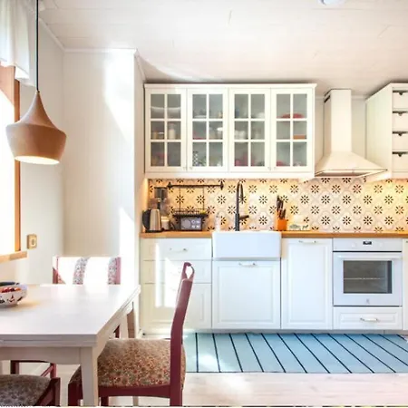 Private House With A Garden In Kristiine ヴィラ