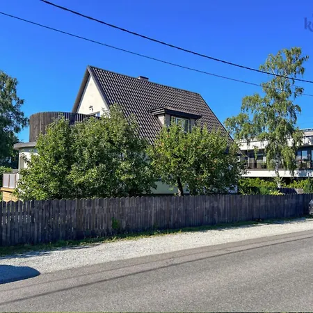 Private House With A Garden In Kristiine Talin